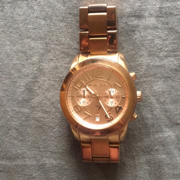 Michael Kors Accessories - Michael Kors rose gold watch